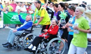 口臭に対する加齢の影響はどのようなものですか？