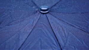 胃腸の不調が原因？口臭対策に効果的な方法は？